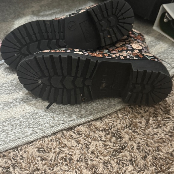 Self Esteem Floral Black Lace-Up Boots - Picture 3 of 3